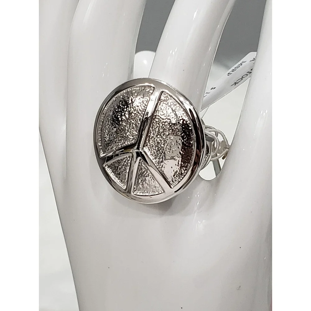 NEW SIZE 7 Lauren G Adams LGA Cocktail Ring peace sign mod statement hippie 70s